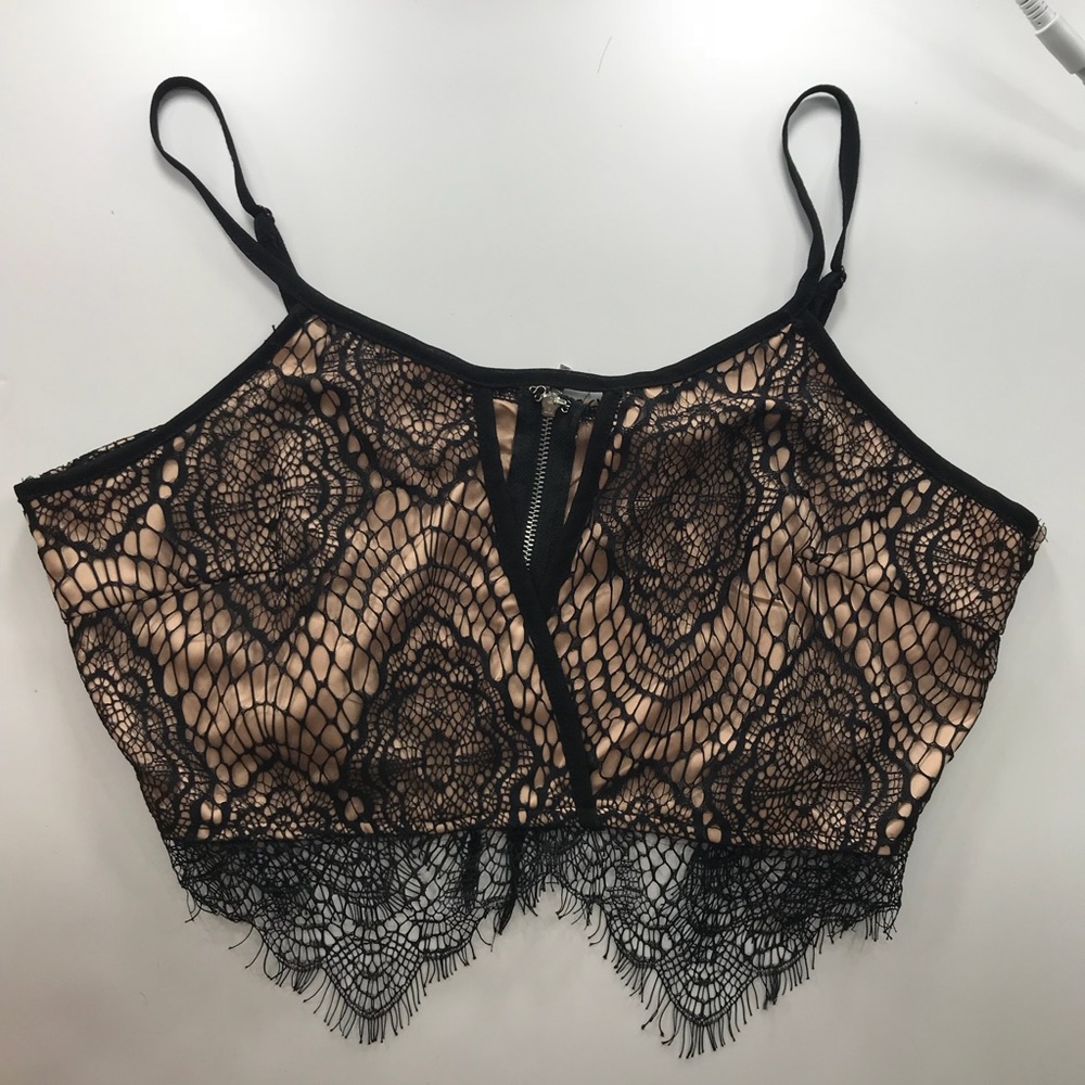 Nude x Black Lace Crop
